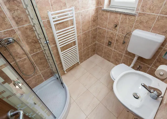 Awesome In With Kitchen * Ičići